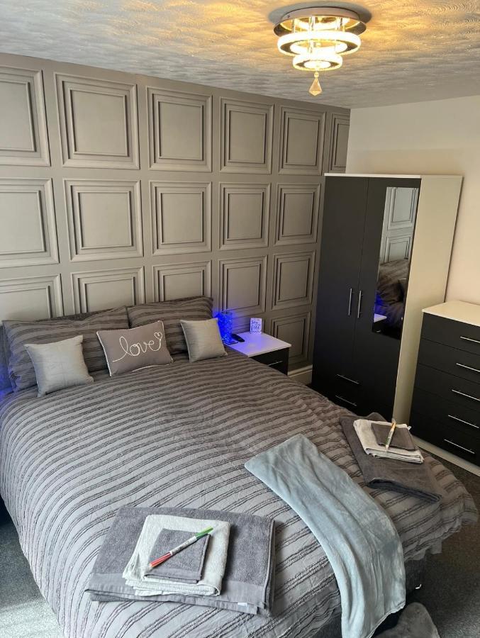 Sea View Lavish Apartment Sky Tv Whirlpool Bath Huge Balcony Newly Refurbished Bridlington Bagian luar foto